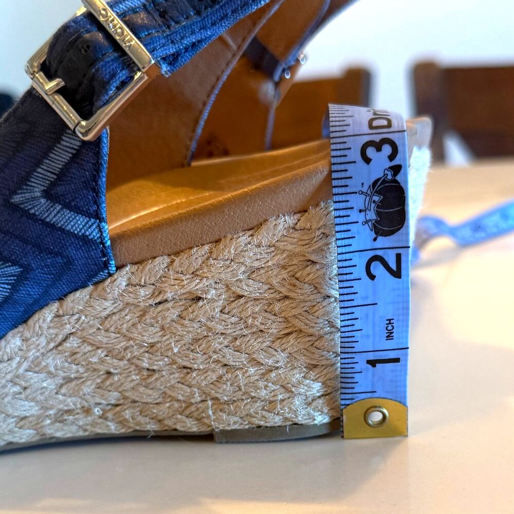 Vionic Aruba Coralina Navy Blue Chevron Espadrilles Wedge Sandals Like New 7 - Picture 8 of 8